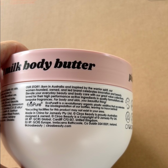 Ciroa Pink Moisturizing Body Oil - Picture 5 of 11